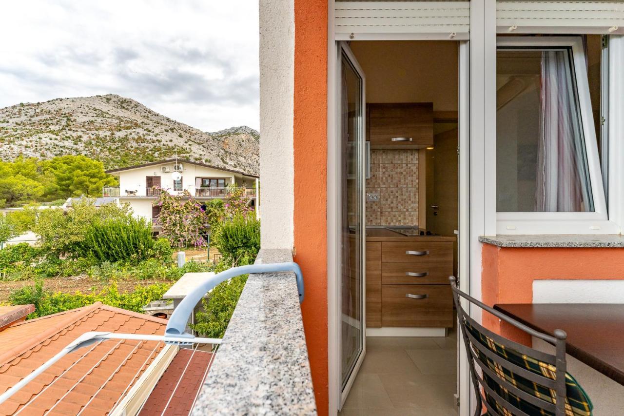 Argyruntum Apartments Starigrad Paklenica Exteriér fotografie