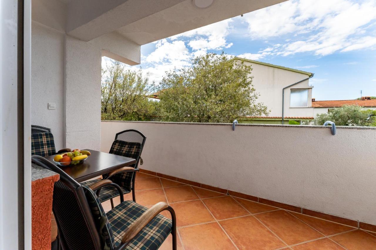 Argyruntum Apartments Starigrad Paklenica Exteriér fotografie