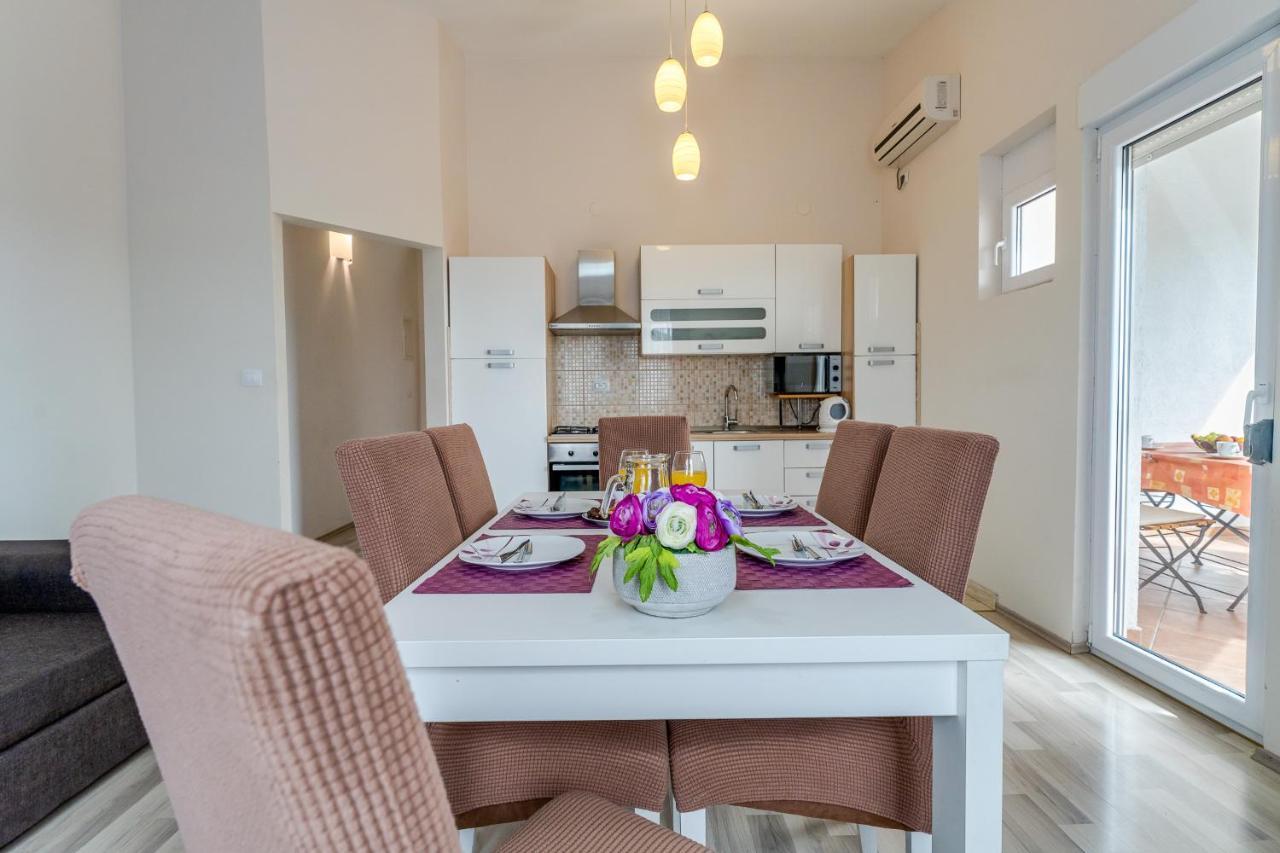 Argyruntum Apartments Starigrad Paklenica Exteriér fotografie