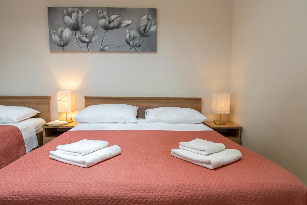 Argyruntum Apartments Starigrad Paklenica Exteriér fotografie