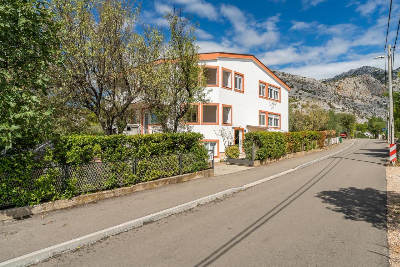 Argyruntum Apartments Starigrad Paklenica Exteriér fotografie